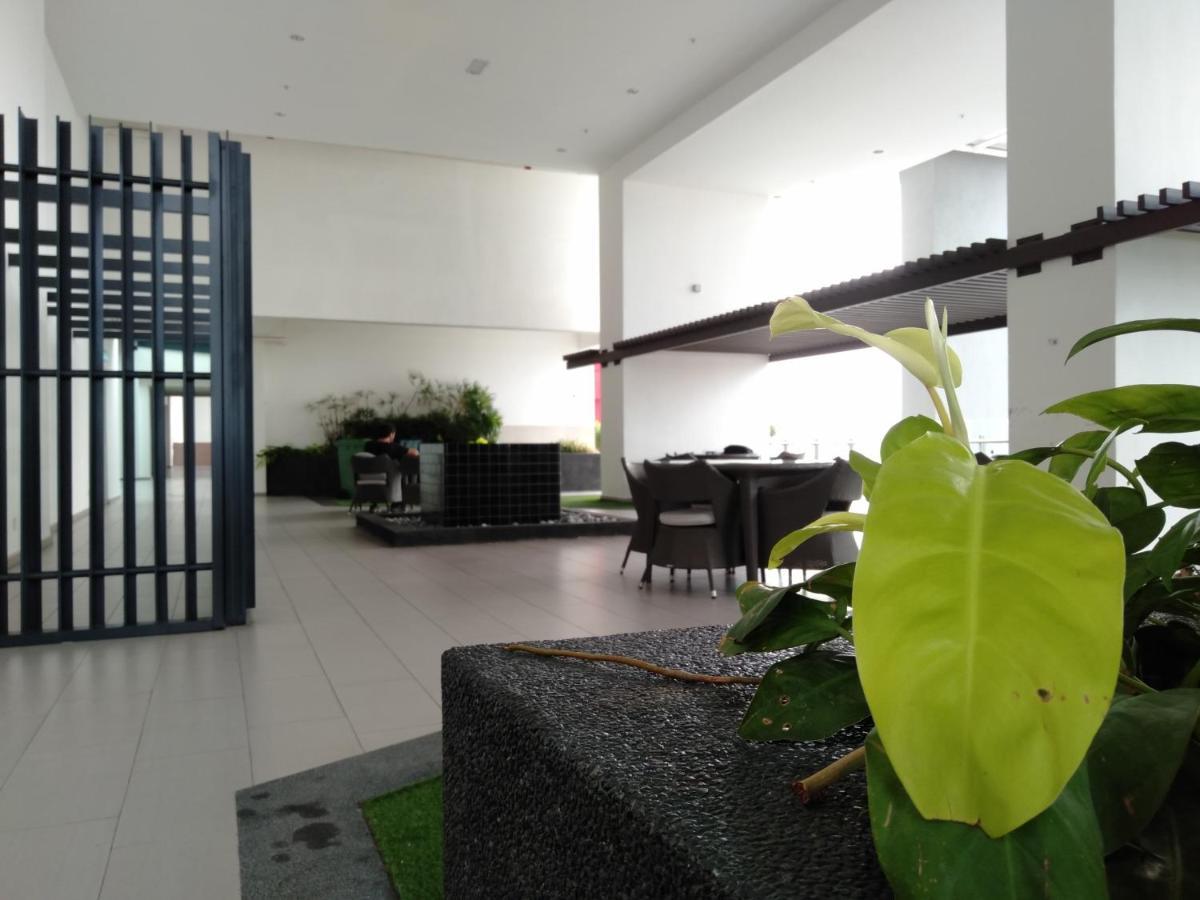 #4 Summer Studio - One South Seri Kembangan Εξωτερικό φωτογραφία