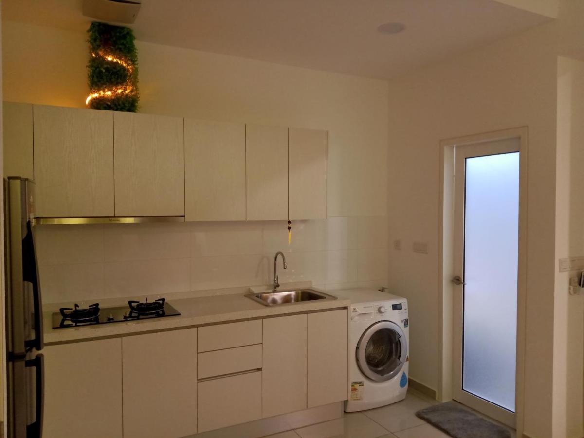 #4 Summer Studio - One South Seri Kembangan Εξωτερικό φωτογραφία